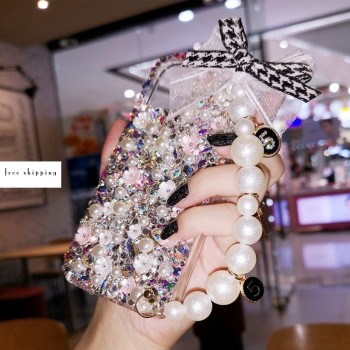 Handmade Crystal iPhone 16 Case Glitter Bling Phone Cover
