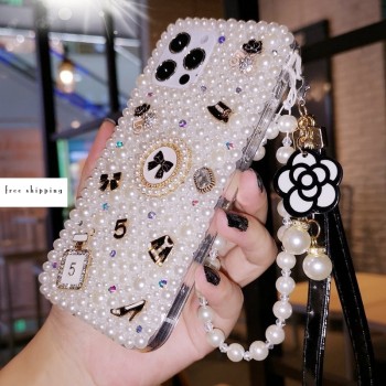 Handmade Crystal iPhone 16 Case Pearl Phone Cover Luxury Charm Design & Unique Pearl iPhone Case